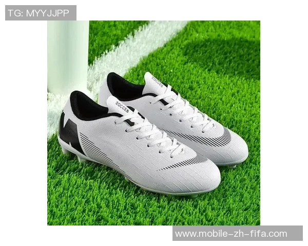 如何选择适合自己的专业足球鞋提升球场表现和舒适度 如何选择适合自己的专业足球鞋提升球场表现和舒适度